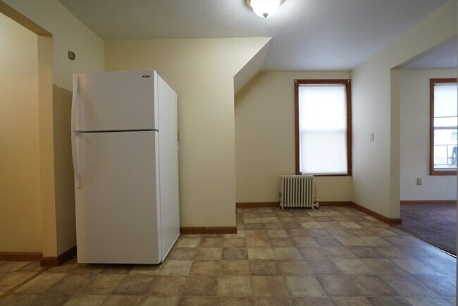 Foto del edificio - 96 Nichols Ave