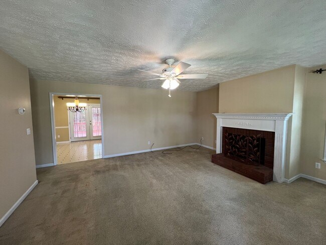 Building Photo - Smyrna Brick 4 bedrooms Available Now! Pri...