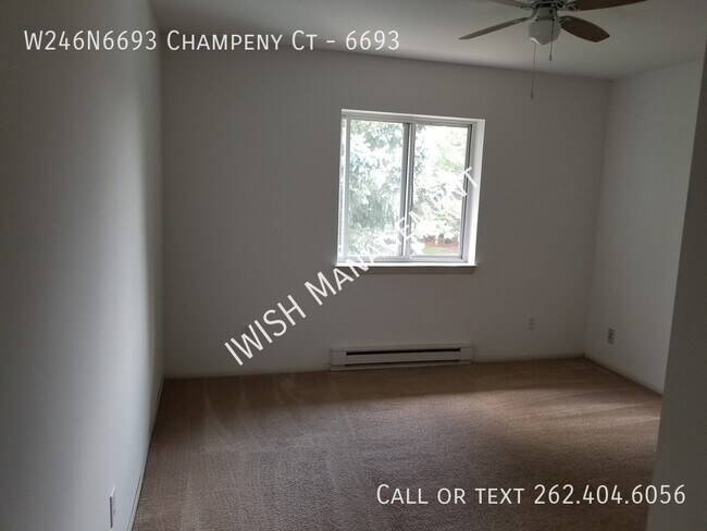 Foto del edificio - W246N6693 Champeny Ct