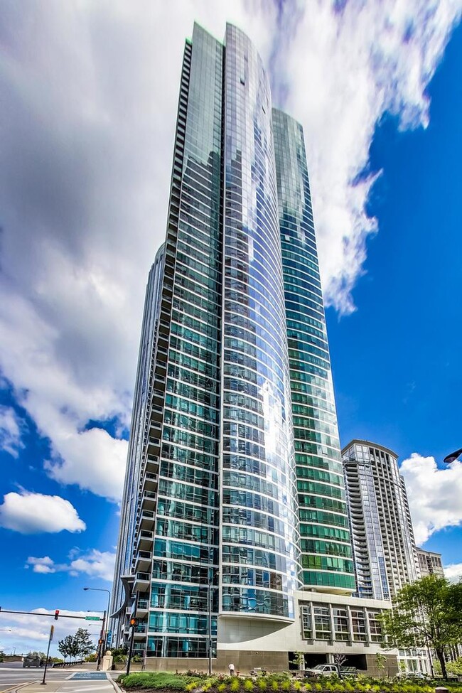 Foto del edificio - 1201 S Prairie Ave