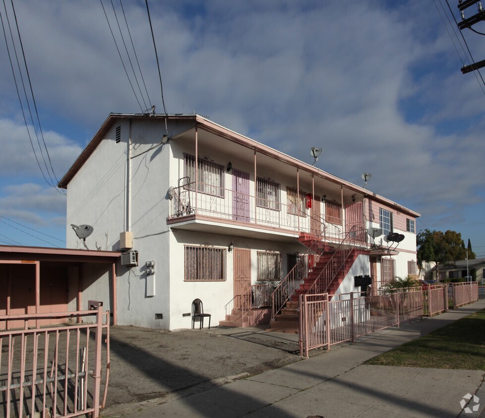 6411 Vinevale Ave, Bell, CA 90201 Apartments in Bell, CA