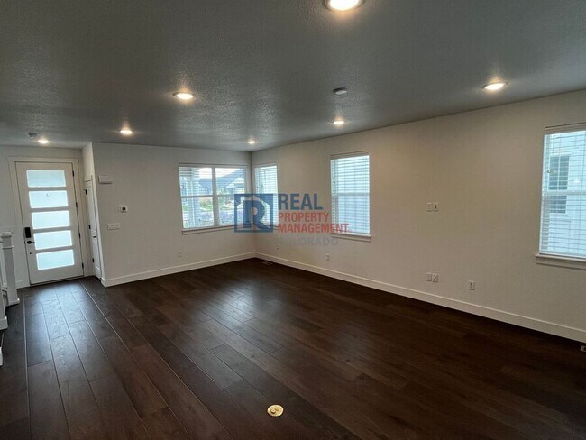 Building Photo - 5955 Rendezvous Pkwy