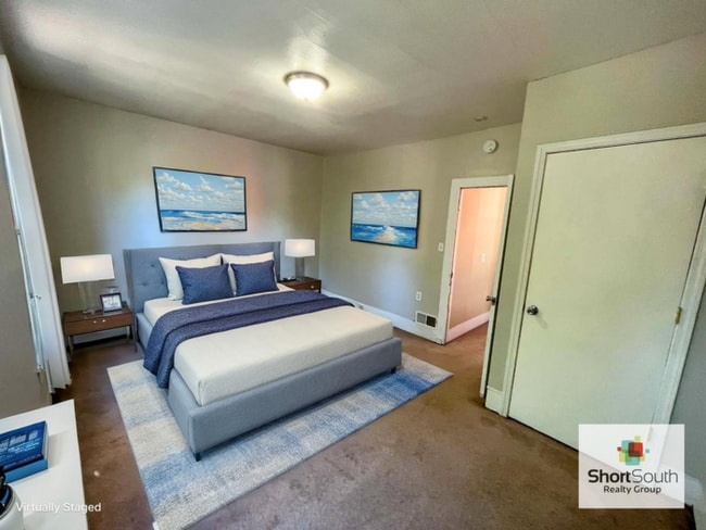 Foto del edificio - 4 bed 1 bath Single Family Home