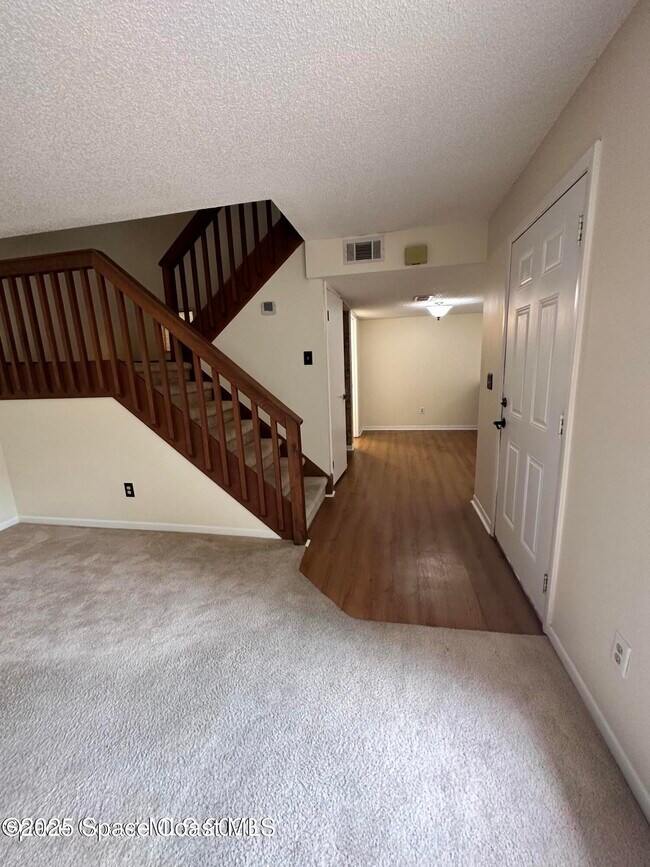 Foto del edificio - 2127 Harrison St
