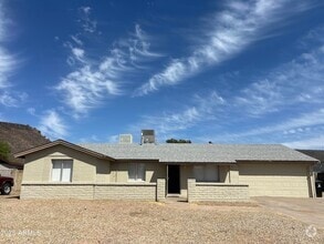 Building Photo - 13433 N 16th Ave