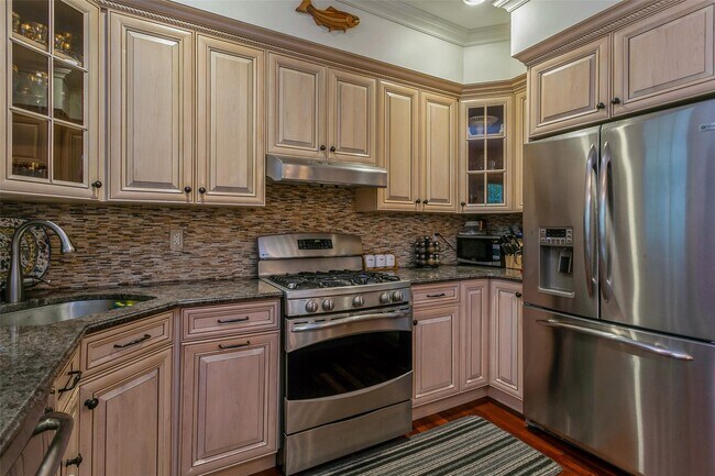 Building Photo - 52 Orchard Ridge Rd