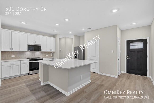 Building Photo - 501 Dorothy Dr