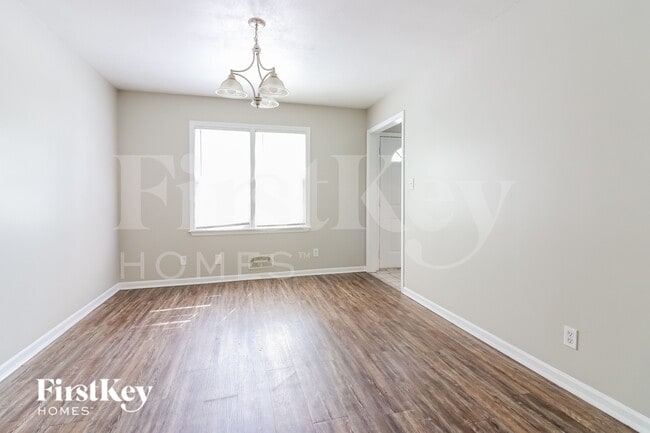 Foto del edificio - 3508 S Leslie Ave