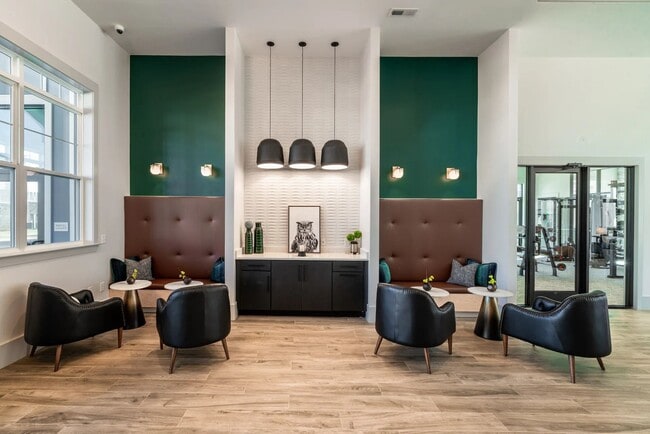 Building Photo - The One at Spartanburg