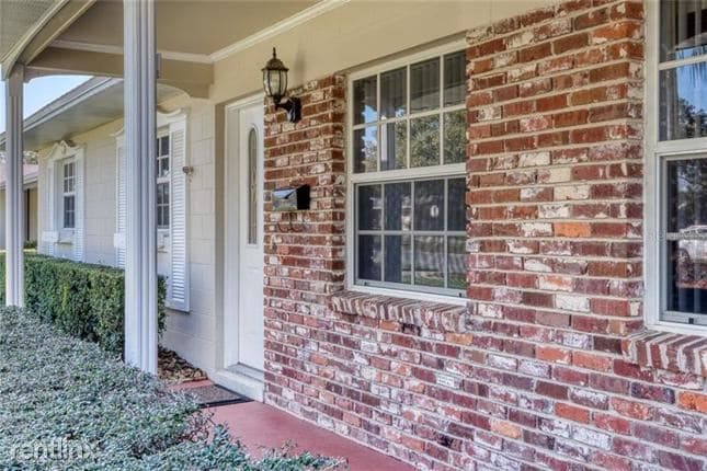 Building Photo - 3 br, 2 bath House - 1308 Henry Balch Dr