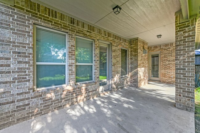 Building Photo - Beautiful 4 Bed 2.5 Bath Home in Argyle ISD