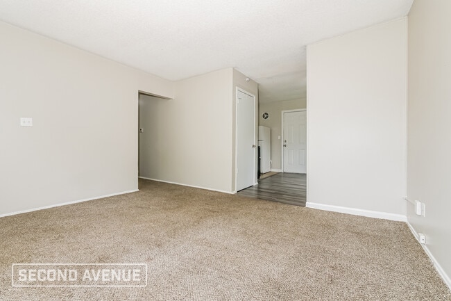 Foto del edificio - 4613 E 45th St