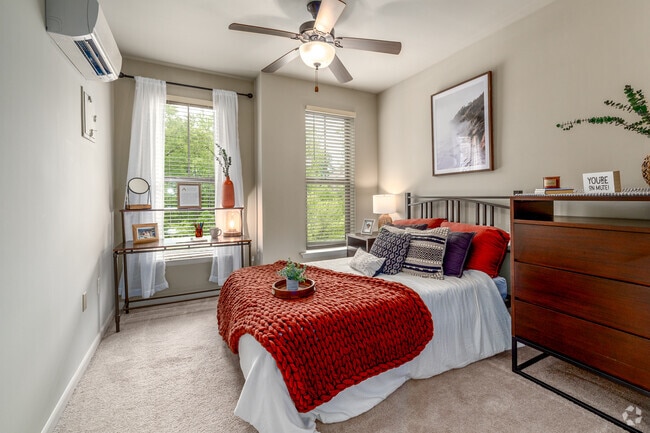 4BR, 4BA - Arcadia Apartments