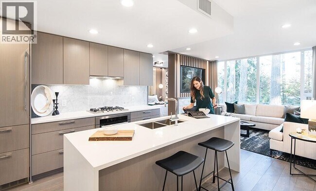 Photo du bâtiment - 5410 Shortcut Rd