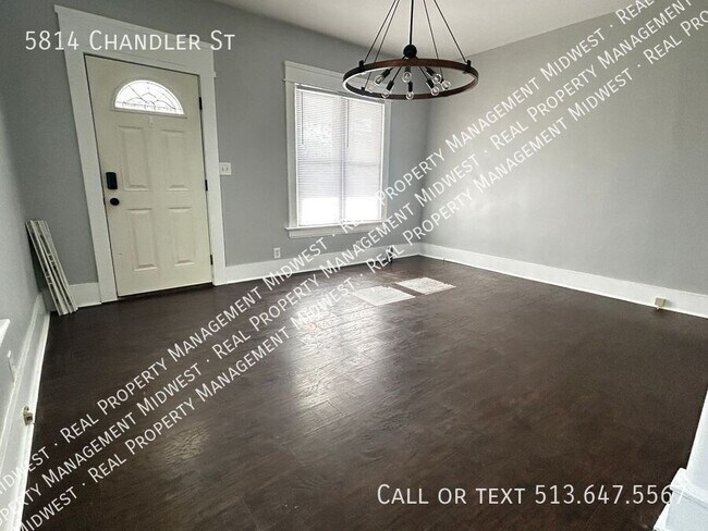 Foto del edificio - 5814 Chandler St