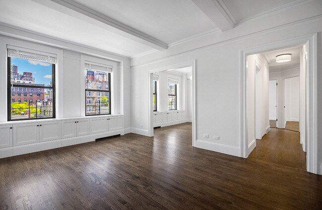 Foto del edificio - 108 E 81st St