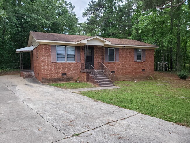 Building Photo - 428 Bintage Rd