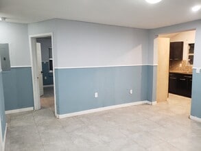 Building Photo - 829 NW 113th St