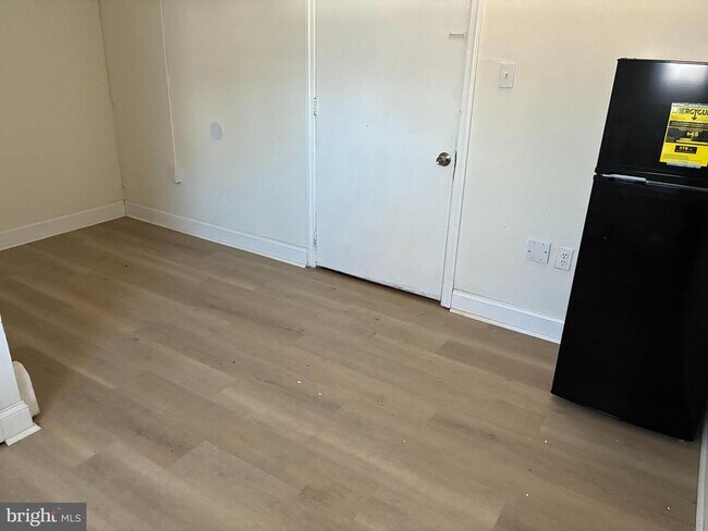 Foto del edificio - 1800 Garrett Rd