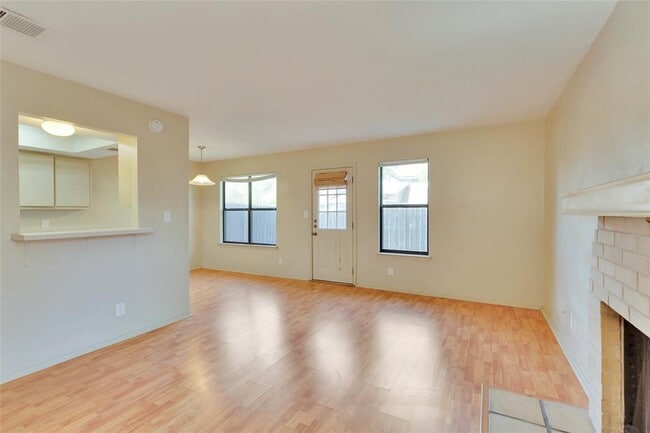 Building Photo - 8806 Springmail Cir