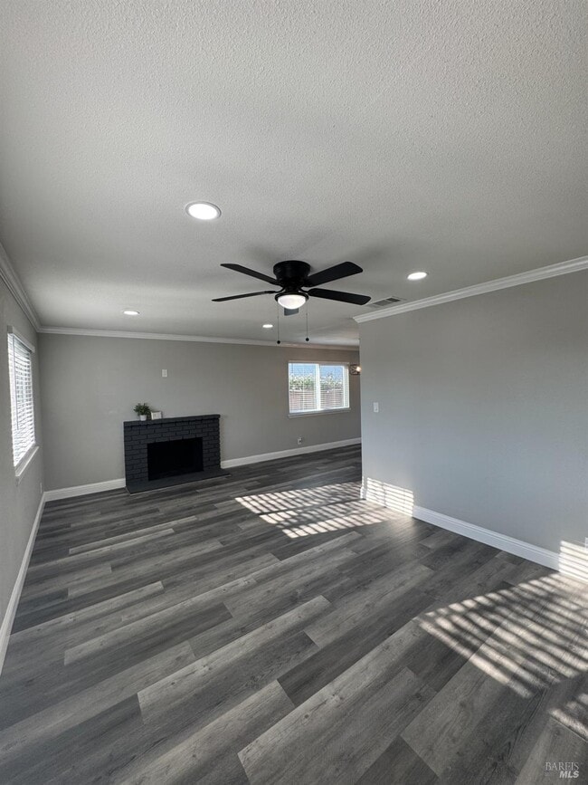 Building Photo - 124 Purdue Dr