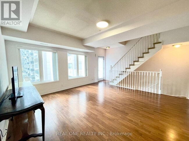 Building Photo - 25 Richgrove Dr
