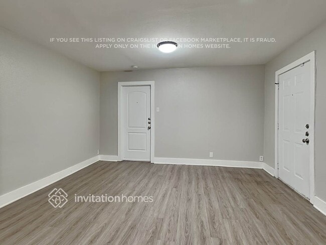 Foto del edificio - 923 Meadow Mead Dr