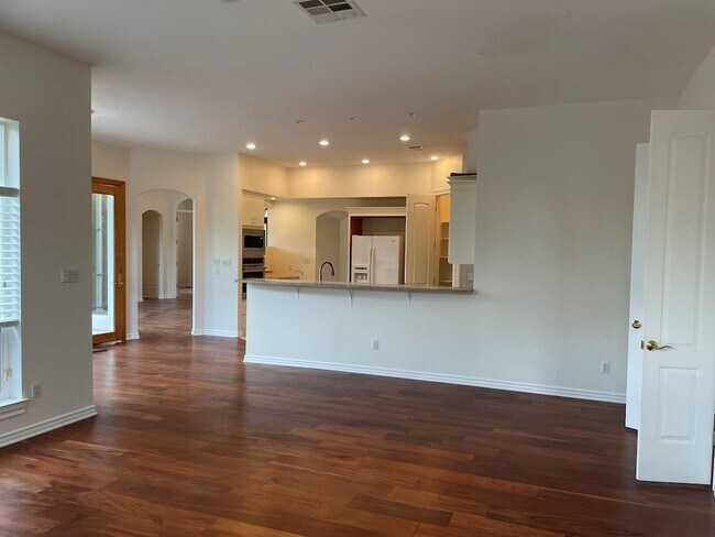 Building Photo - 14618 Mansfield Dam Ct