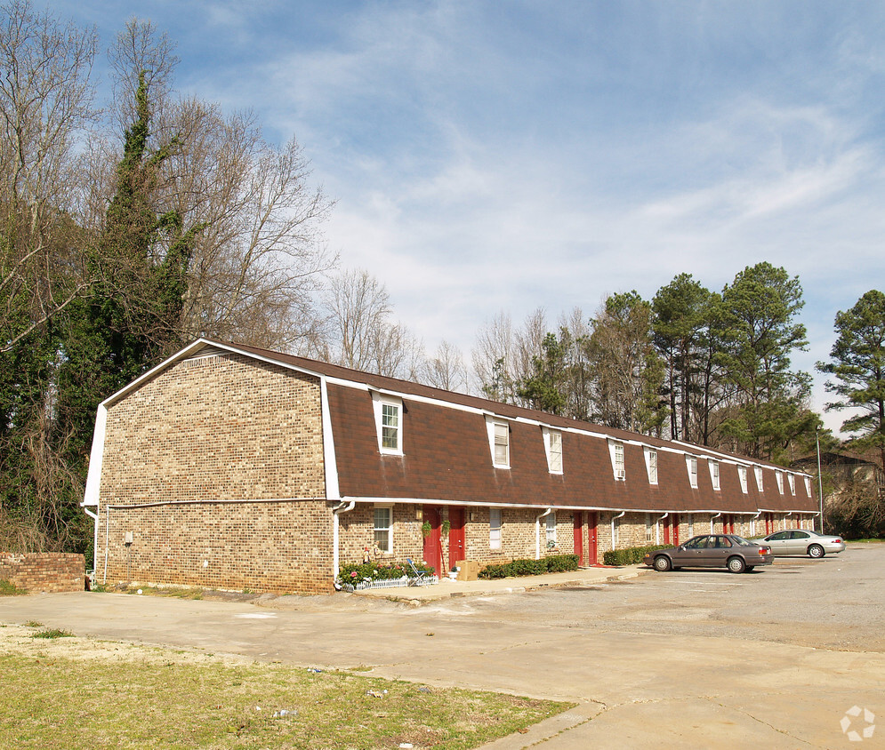 Building Photo - Sutton Village Apartments