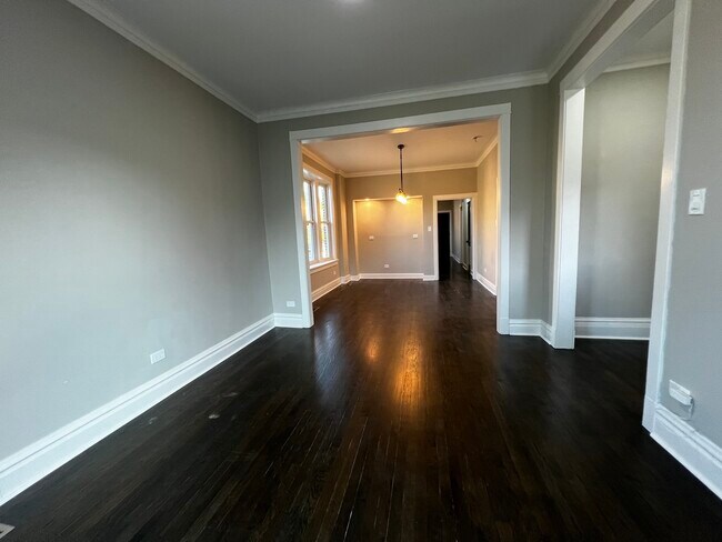 Foto del edificio - 4956 W Erie St