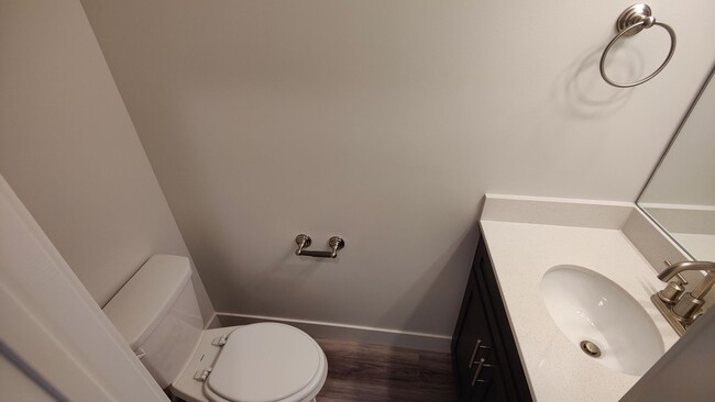 Building Photo - Modern 3 bed 2.5 bath TH for Rent in West ...