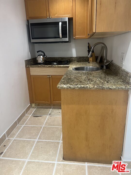 Foto del edificio - 10366 Eastborne Ave