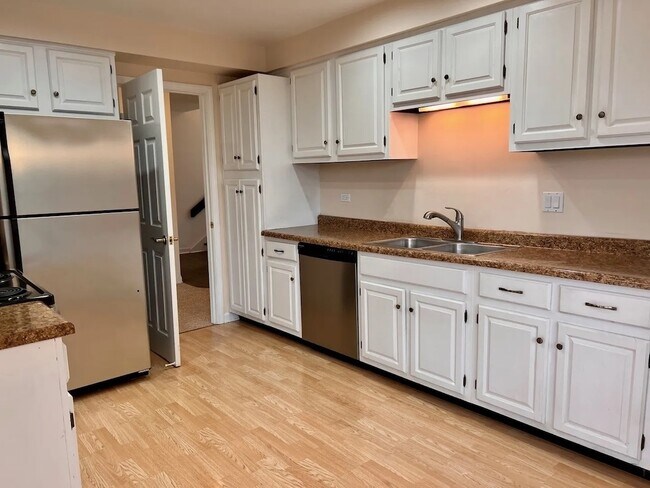 Foto del edificio - 78 Foxwood Ln