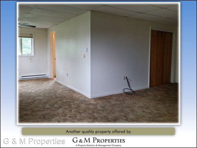 Building Photo - 3399 Hopkins Rd