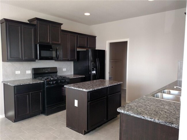 Building Photo - 133 Flatland Trl