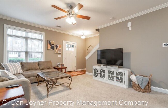 Foto del edificio - 2 br, 2.5 bath House - 307 Arlington Ave
