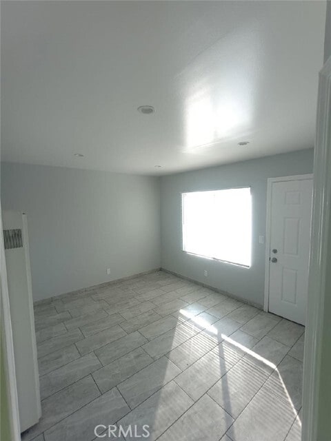 Building Photo - 1319 W 92nd St