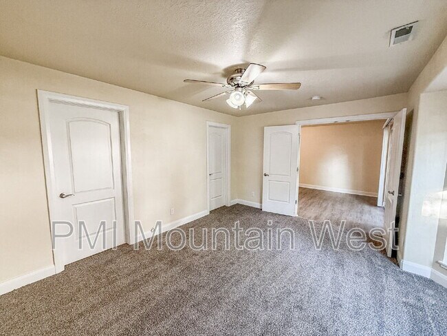 Foto del edificio - 2779 W 5525 S