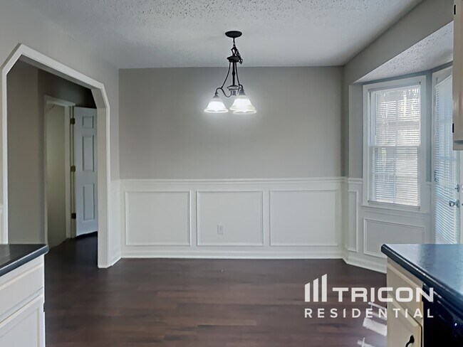 Foto del edificio - 579 Stratford Dr