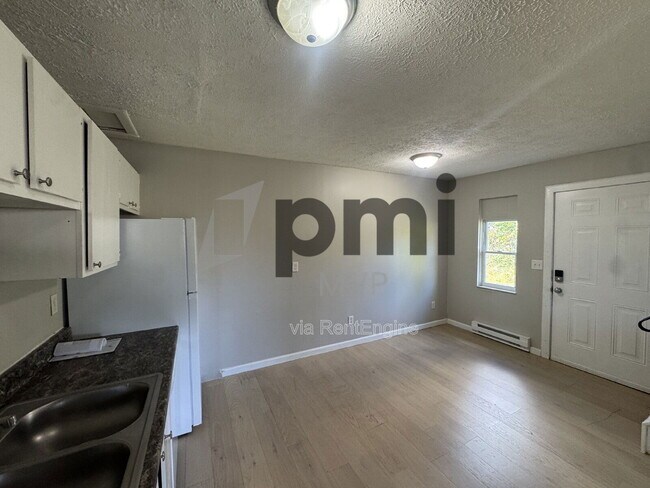 Foto del edificio - 2785 Wedge St