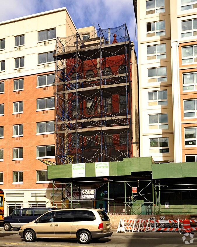 Foto del edificio - 3221 3rd Ave