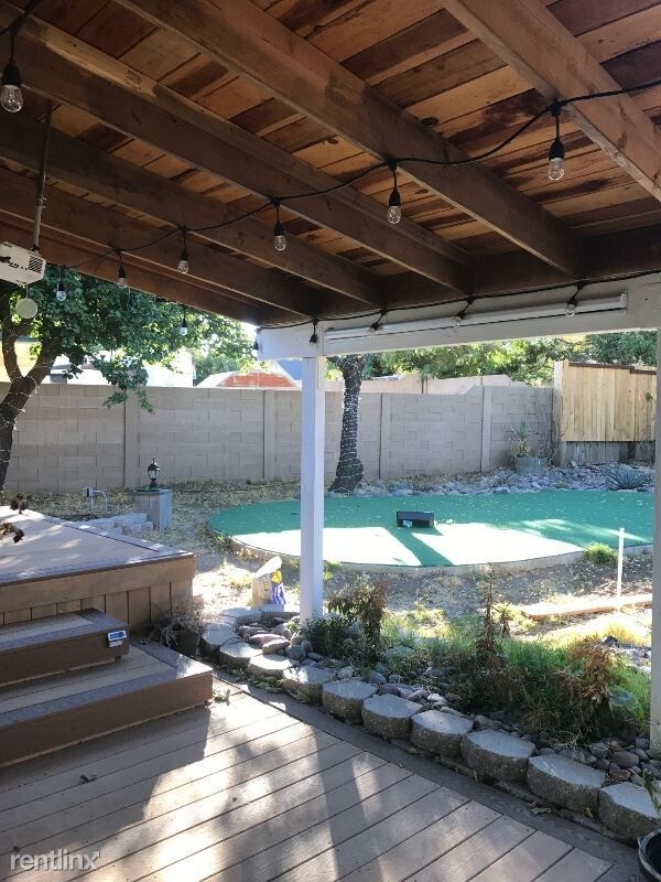 Foto del edificio - 3 br, 2 bath House - 102 teakwood