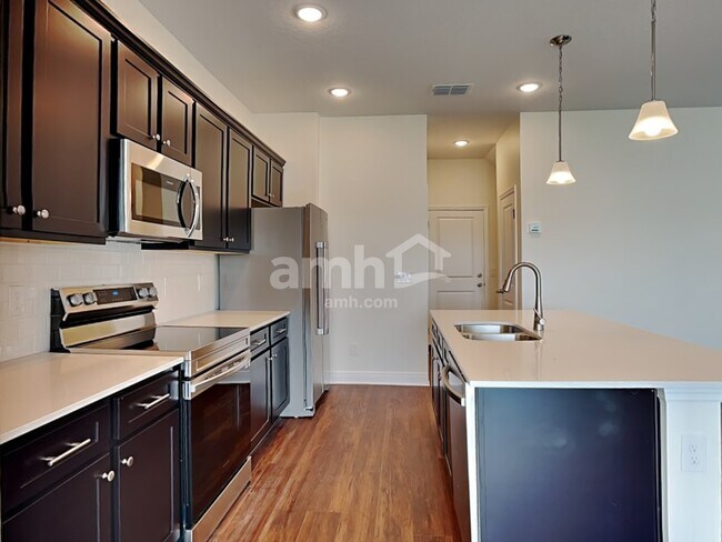 Building Photo - 2793 Ponds Trl