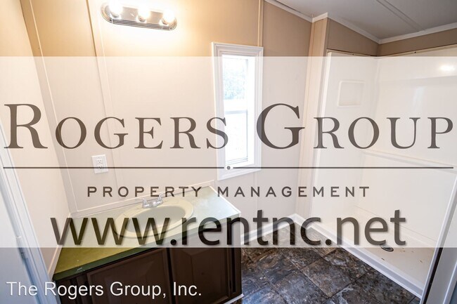 Foto del edificio - 3 br, 2 bath House - 11 Country Ln
