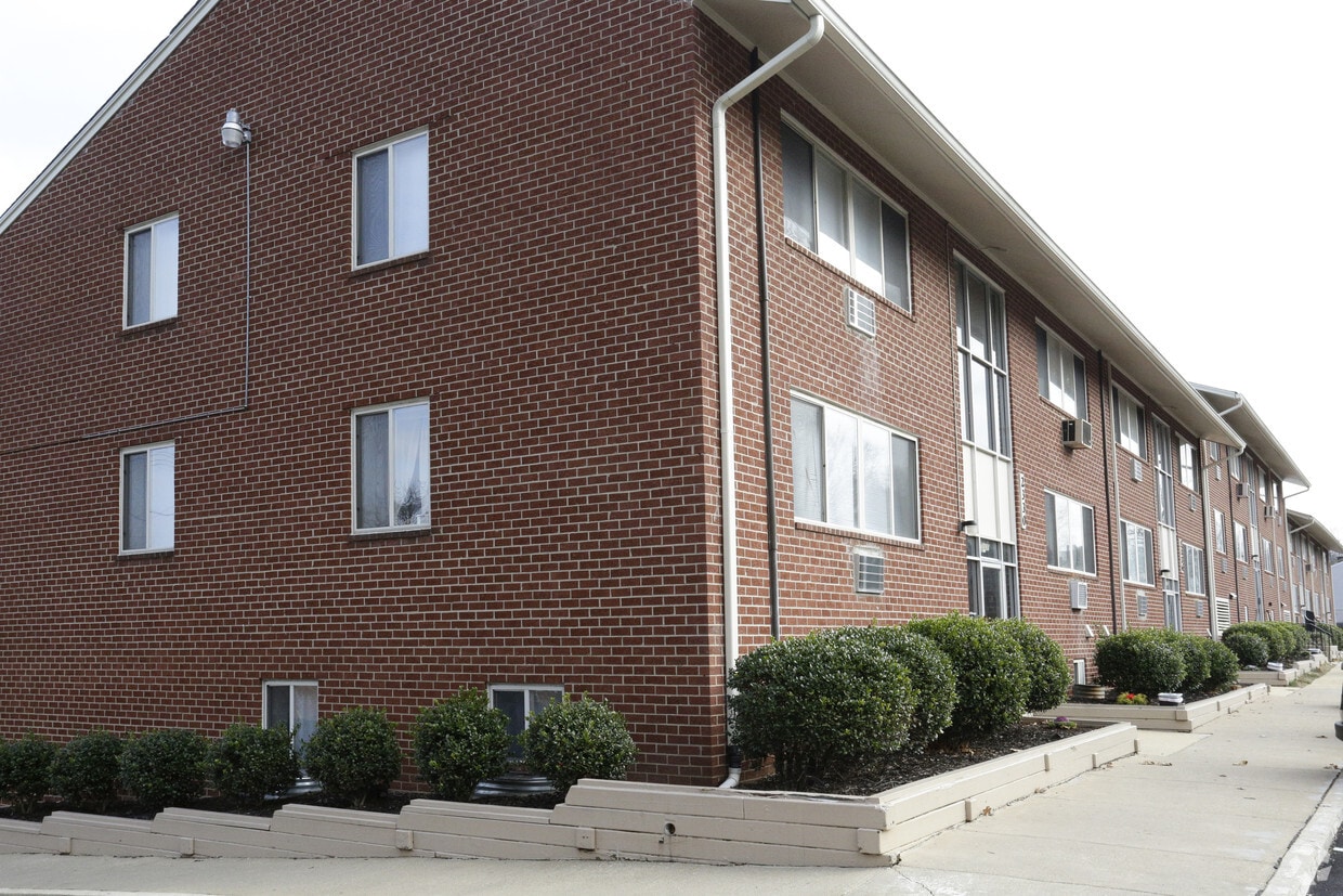 2314-2330 Glendale Terrace - 2314-2330 Glendale Ter