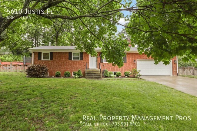 Building Photo - Brick colonial - fully fenced!  4 bed home...