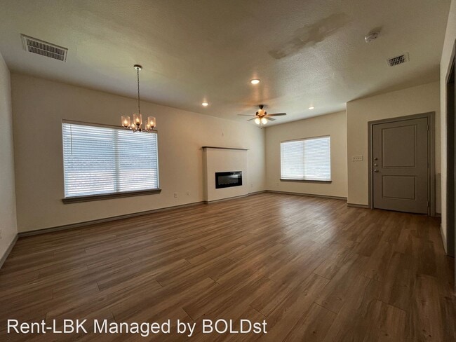 Building Photo - 4 br, 3 bath House - 4618 126th
