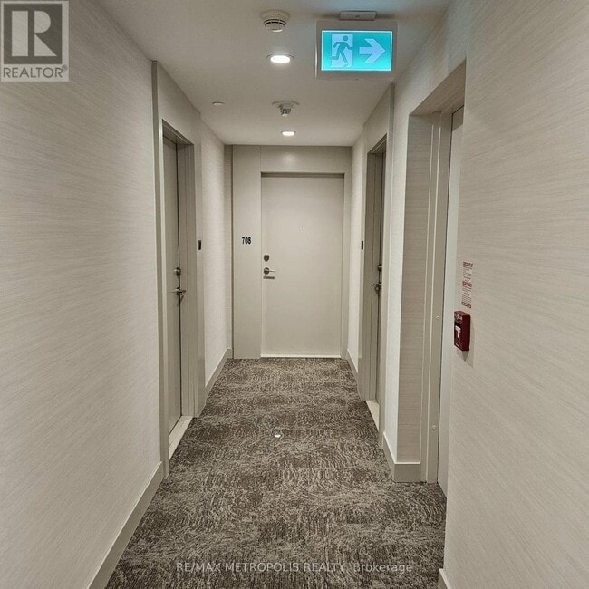 Photo du bâtiment - 225 Veterans Drive