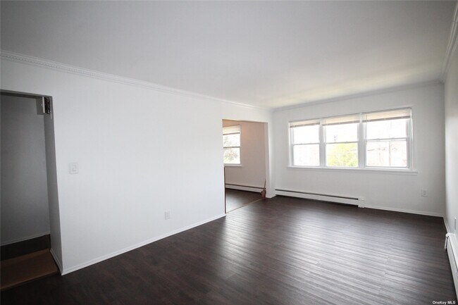 Foto del edificio - 80-03 165th St