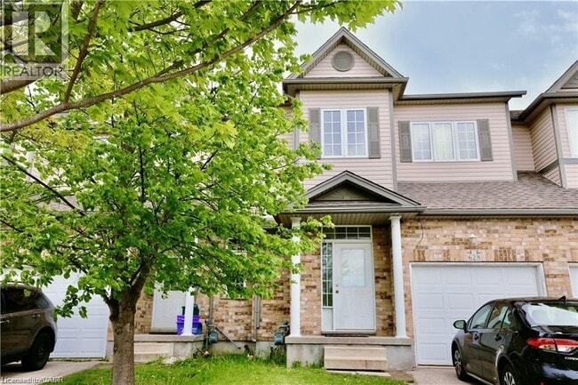 Photo du bâtiment - 628 Wild Ginger Ave